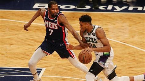 Nets vs. Bucks prediction, odds, spread, line: 2022 NBA picks, Oct. 26.